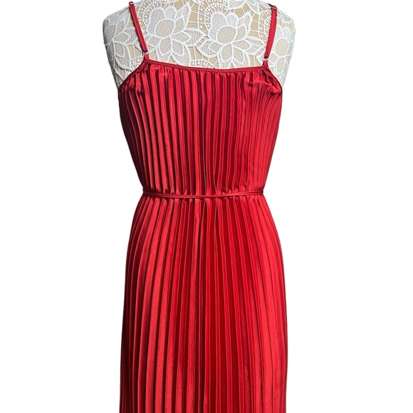 SAM EDELMAN women’s pleated dress . Size Medium.:Red Midi drees .sleeveless.NWT. - Picture 7 of 8